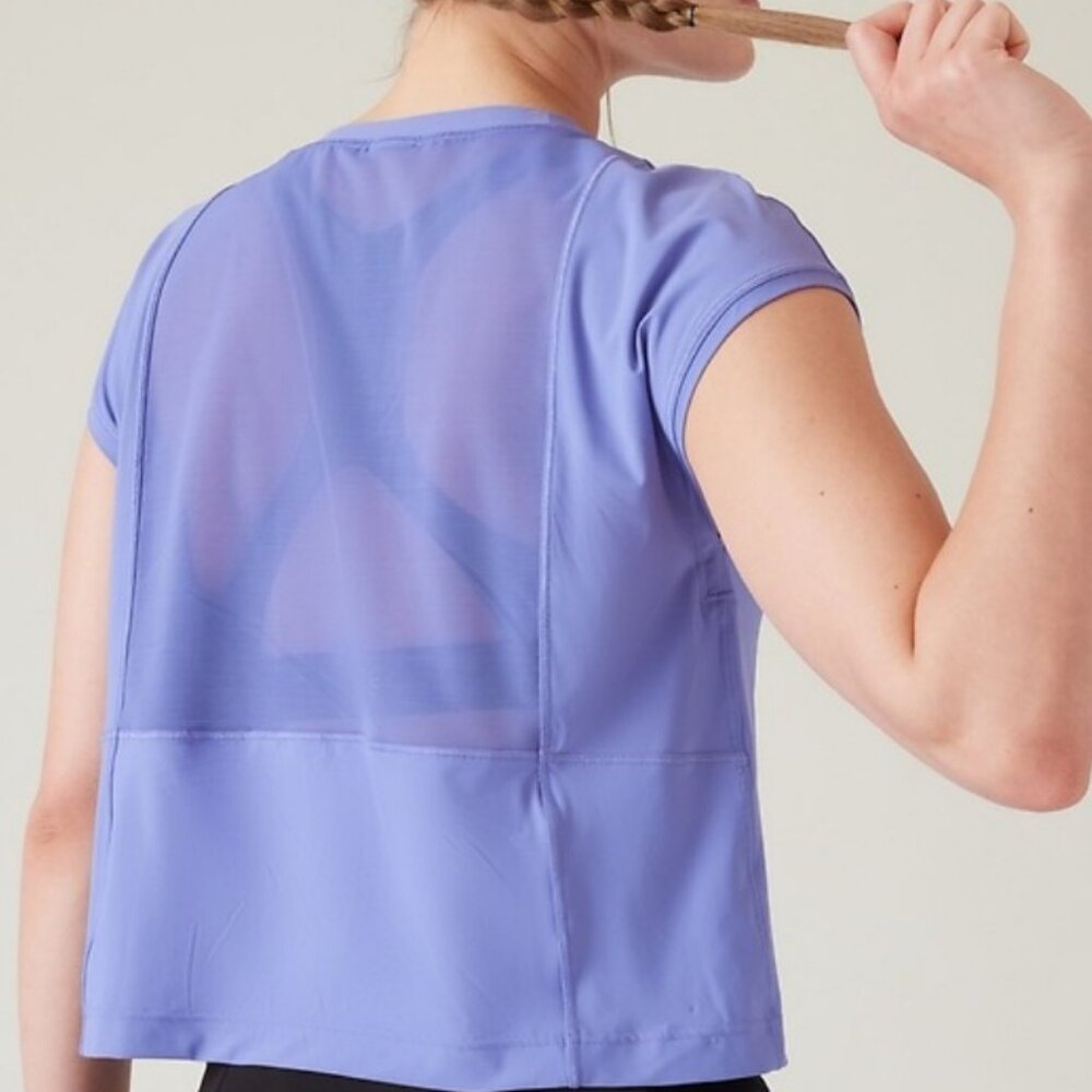 NWT Athleta Ultimate hybrid tee in Dark Adonis Blue XXS